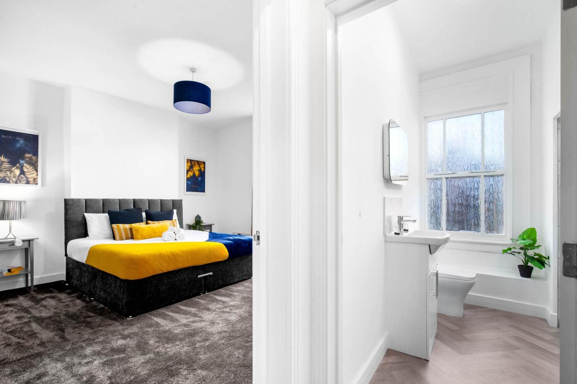 Apartment Large Modern - High-speed Wifi - Netflix - Street Parking 3br Birmingham